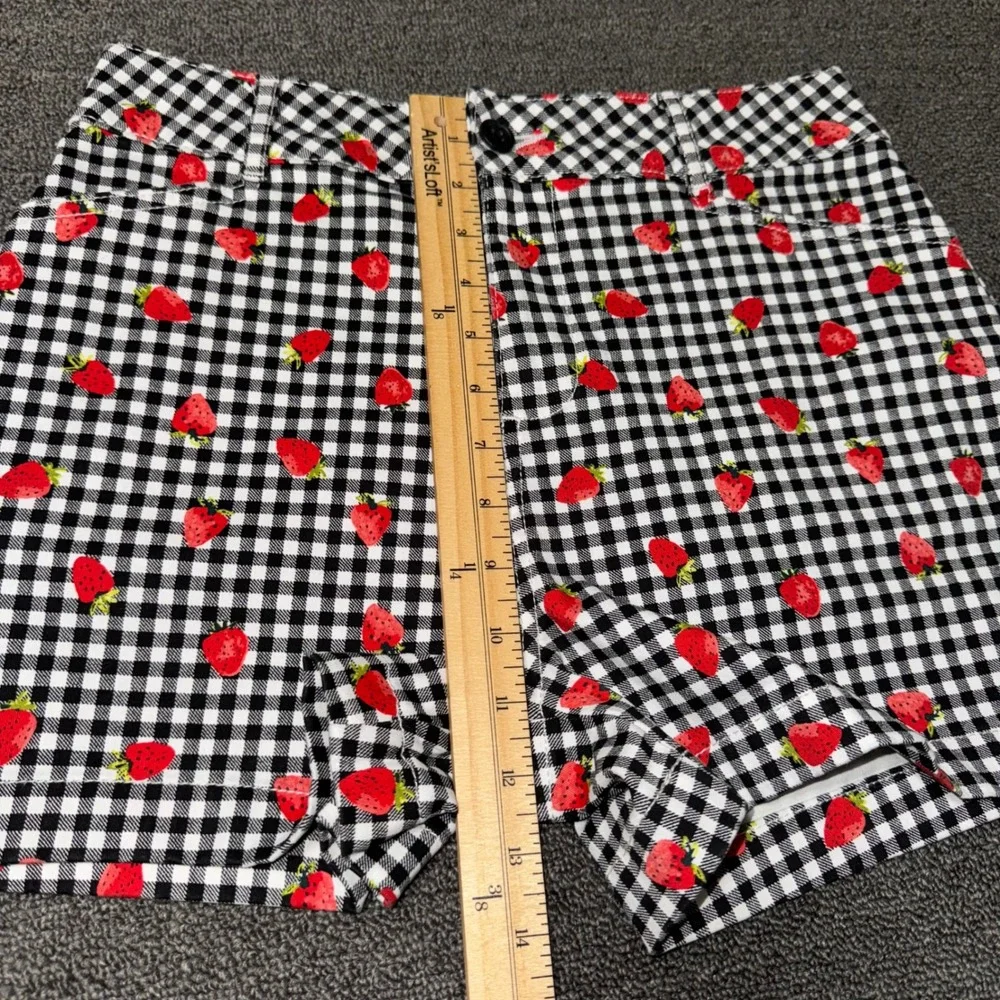 Bagatelle Collection Strawberry Gingham Shorts Black White Red Sz 6 Cottagecore